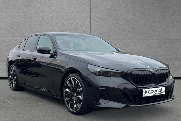 Professional Exterior of BMW 530e - Efficient Executive Chauffeur Service