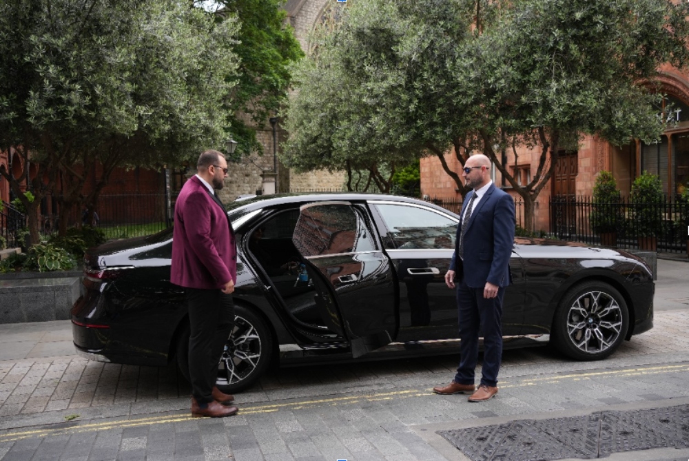 What Visitors Expect from a Chauffeur Service in 2025