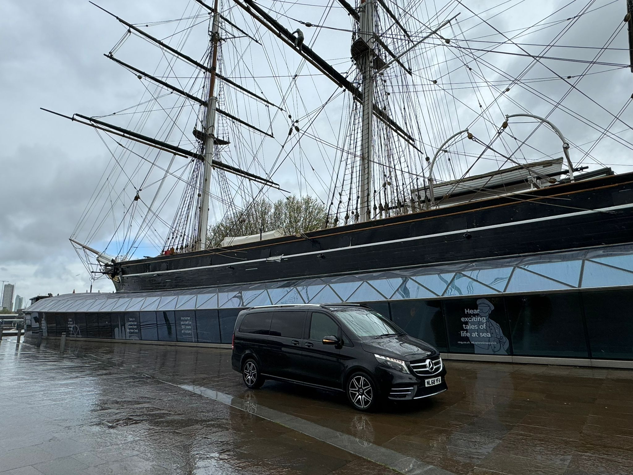 exploring-the-cutty-sark-with-imperial-ride-chauffeur-service