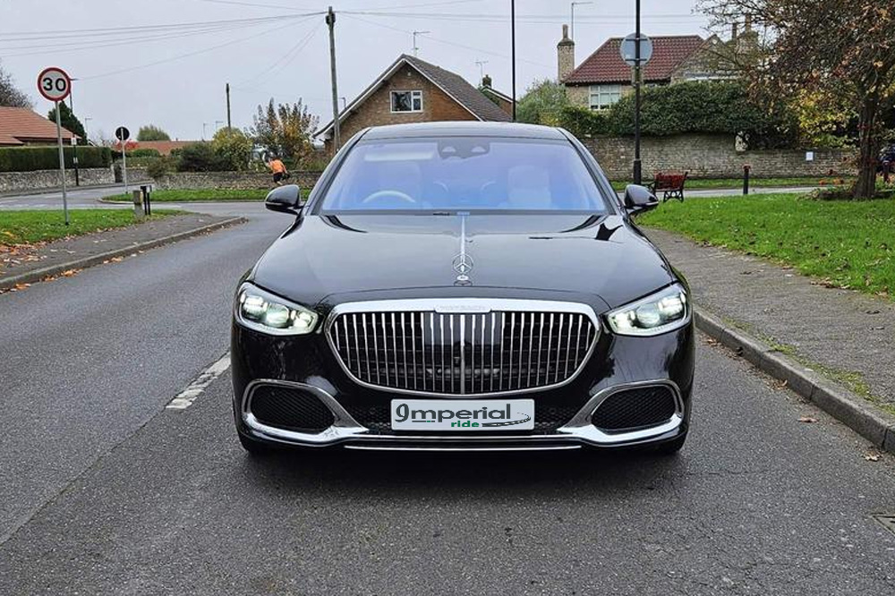 Elite Exterior Design of Mercedes-Maybach - Premium First-Class Travel London