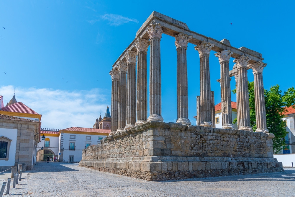 &Eacute;vora
