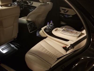 s-class-chauffeur-cream-colour-interior