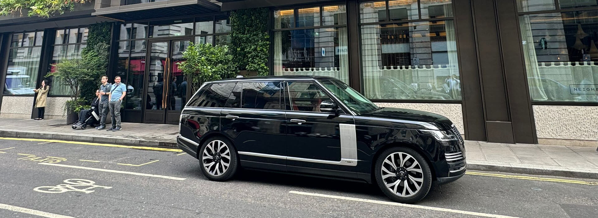 1 Hotel Mayfair Grosvenor Square chauffeur arrival