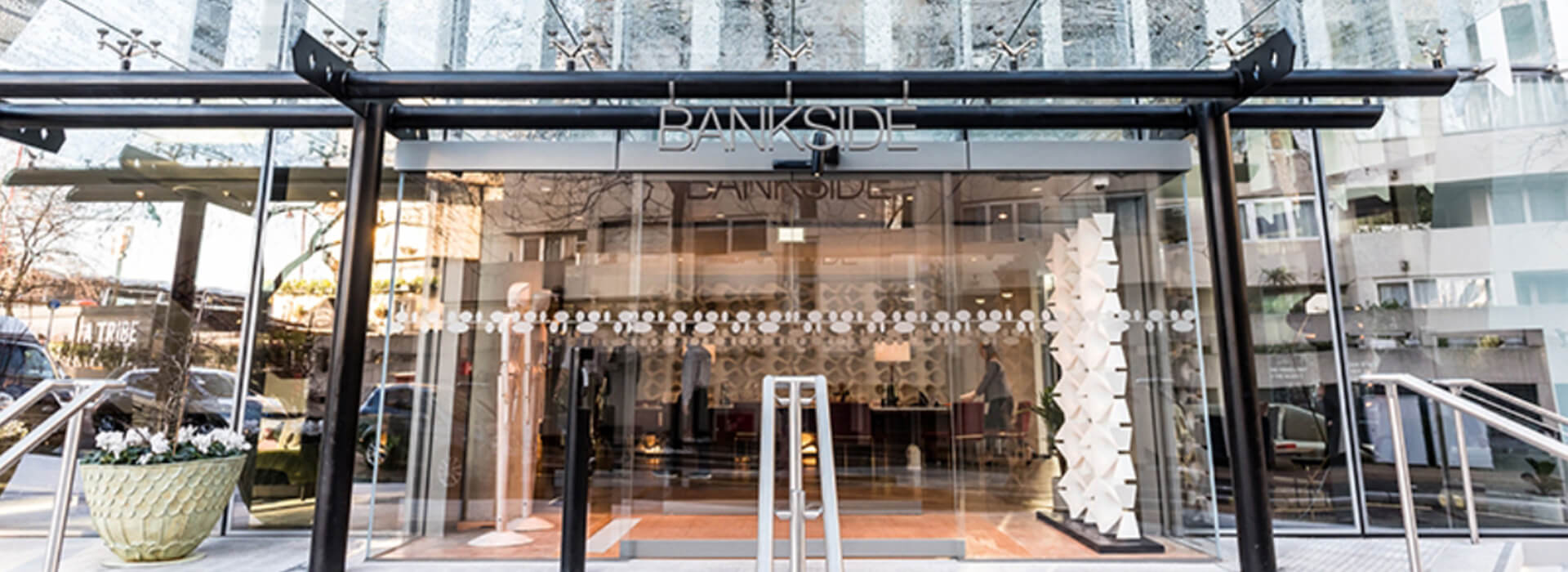 Bankside Hotel South Bank chauffeur drop-off