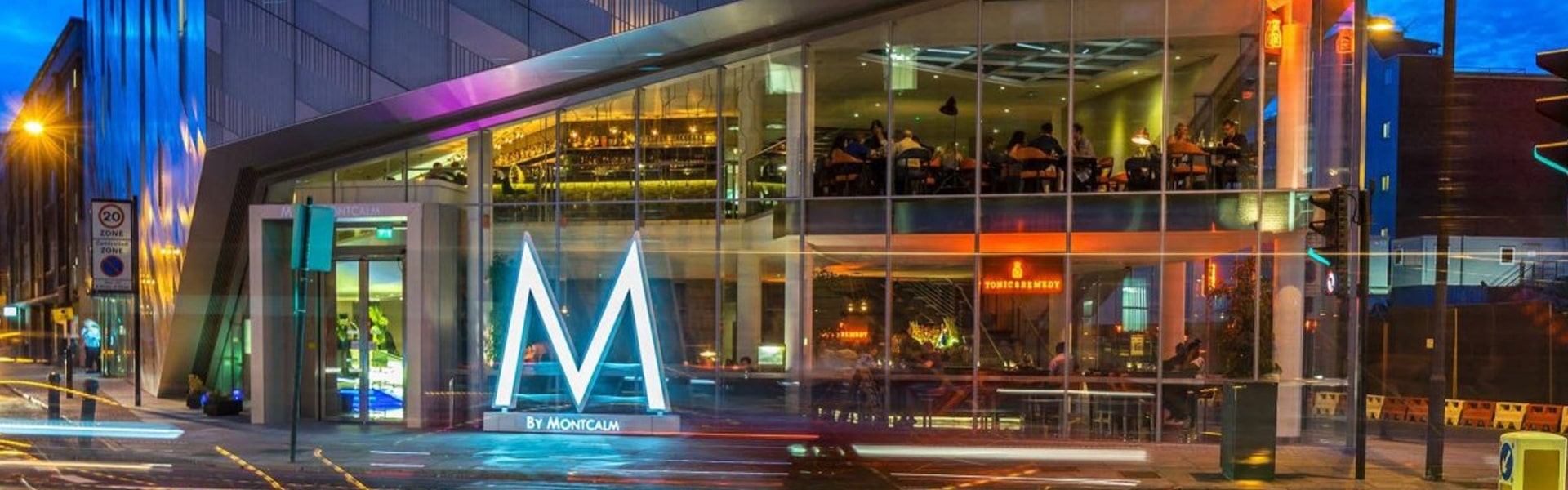 Montcalm East Autograph Collection Curtain Road Shoreditch EC2A chauffeur arrival
